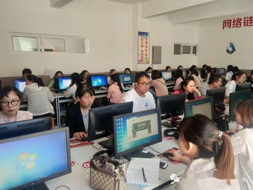 強化信息技術培訓 助力義務教育優質均衡創建