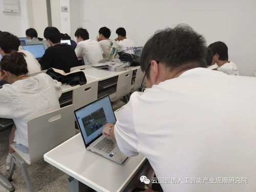 校企合作 成都工業(yè)職業(yè)技術(shù)學(xué)院人工智能實(shí)訓(xùn)專場會 第二期 順利召開
