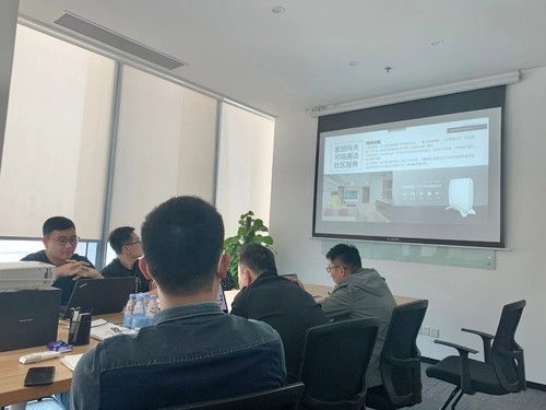 線上 線下 艾特經銷商技術培訓雙軌運行