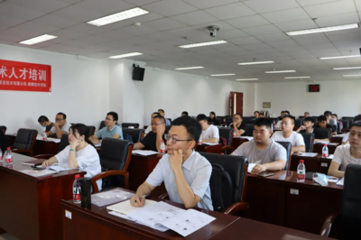 湖南省信息化創新高級技術人才培訓圓滿完成